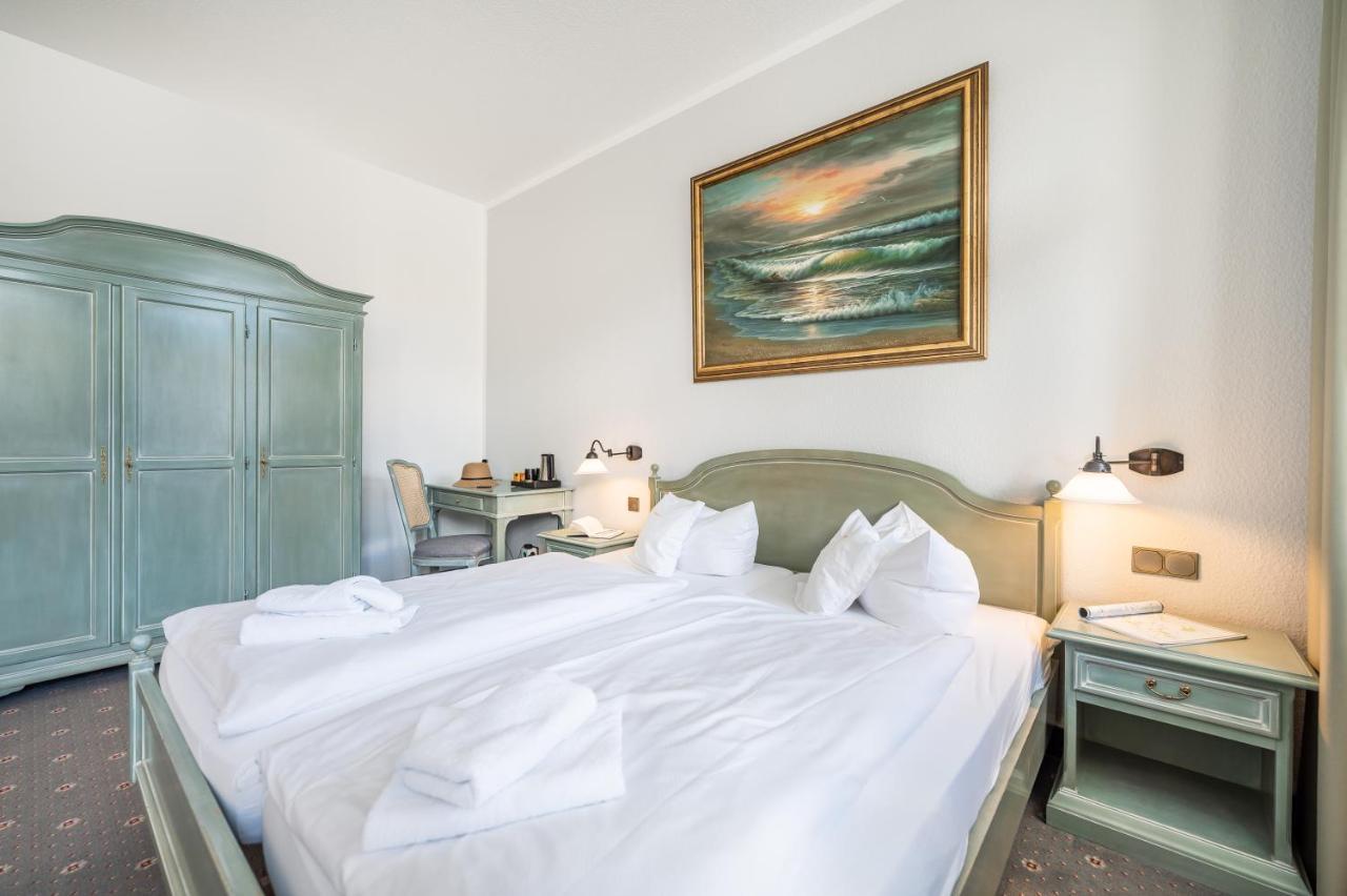 Hotel Villa Neander Остзебад Бинц Екстериор снимка