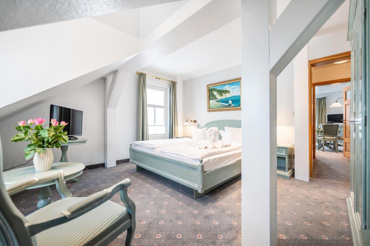 Hotel Villa Neander Остзебад Бинц Екстериор снимка