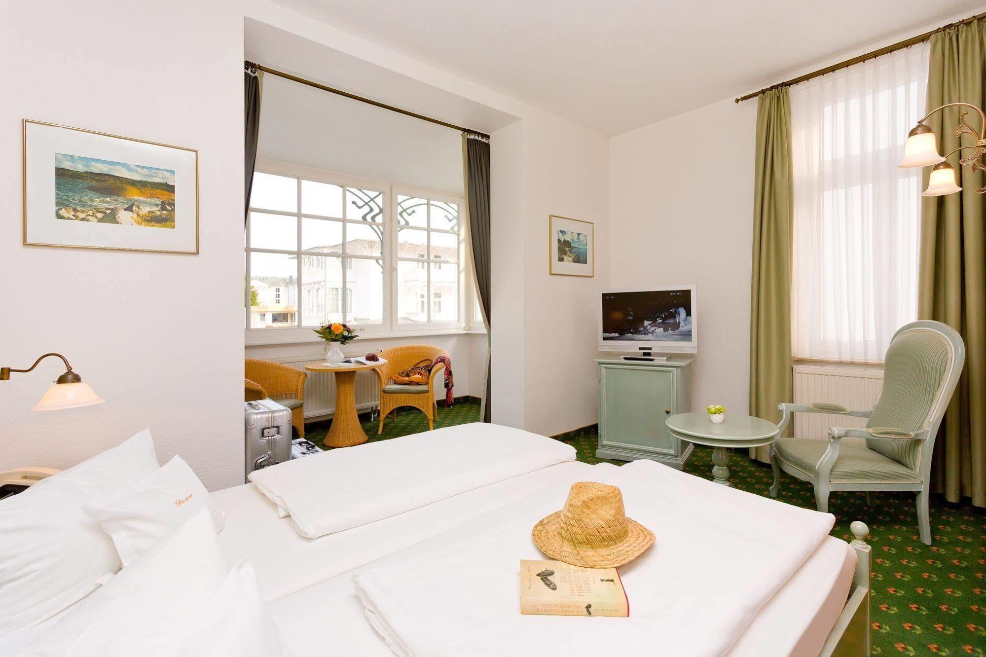 Hotel Villa Neander Остзебад Бинц Екстериор снимка